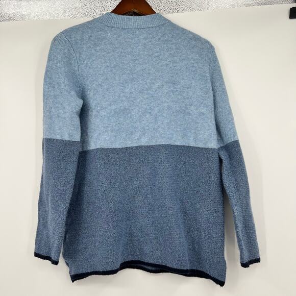 Talbots Blue Colorblock Pullover Knit long sleeve soft cozy Sweater size medium - Picture 2 of 7